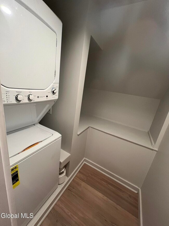 Building Photo - 1114 Union St