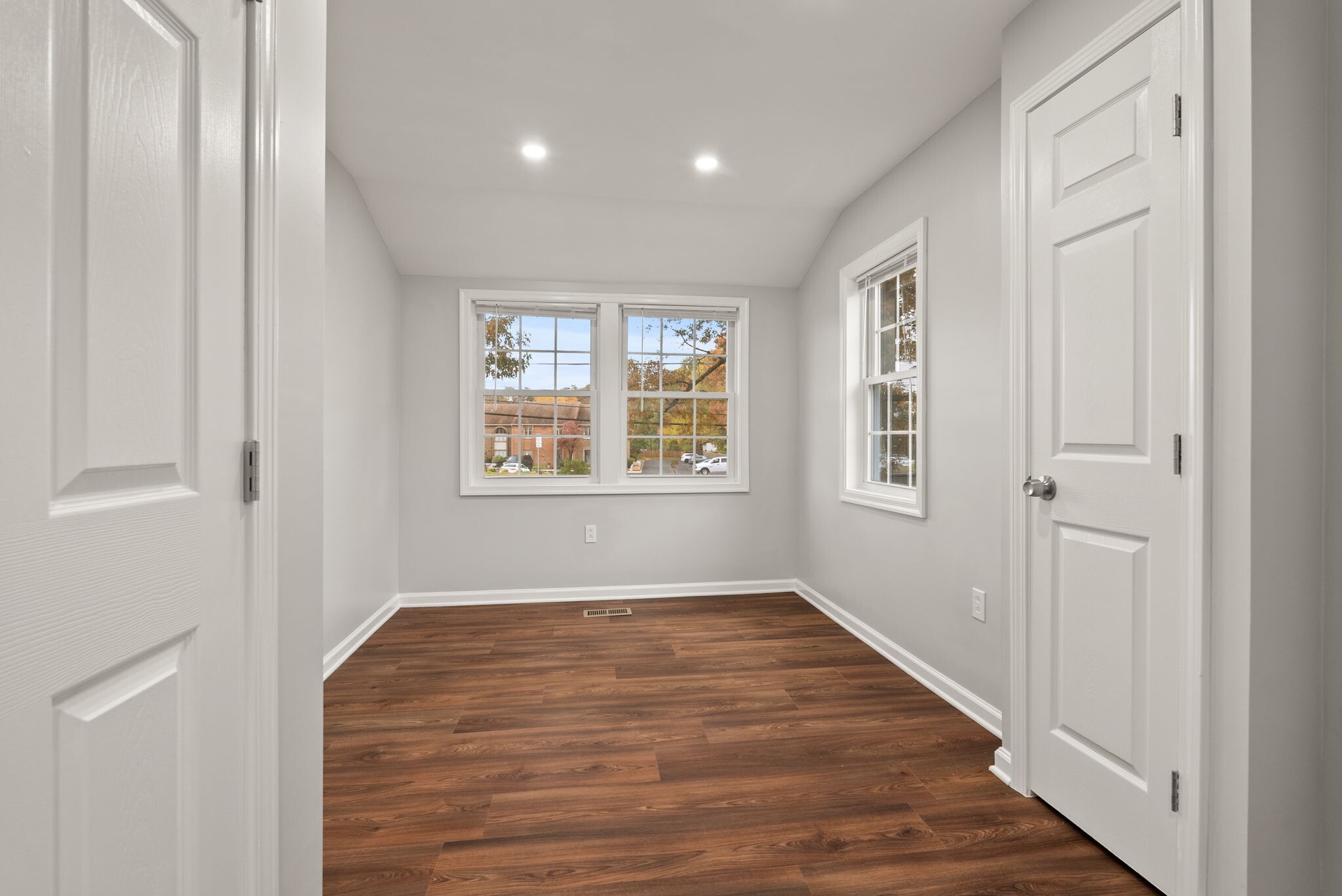 Building Photo - 6578 Edsall Rd