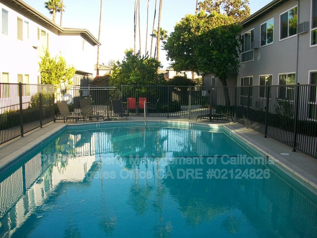 Building Photo - 4421 Murietta Ave