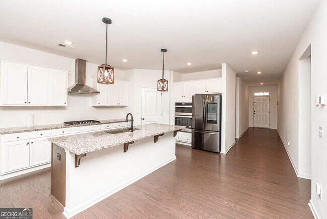 Building Photo - 5575 Coltman Dr