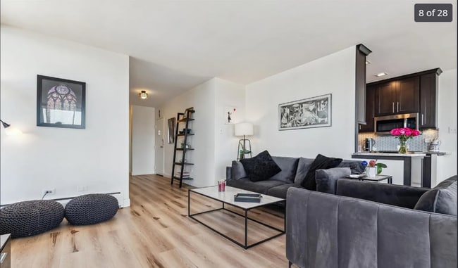 Building Photo - 1111 Ash St.