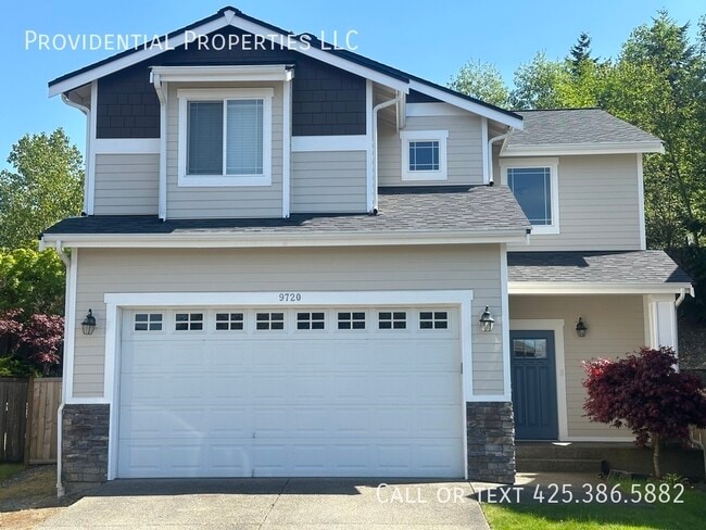 Building Photo - 9720-9186 186 St E