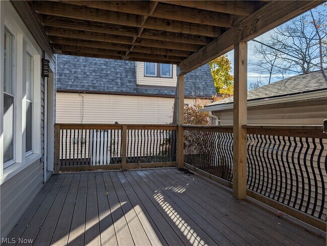 Building Photo - 1560 Coutant Ave