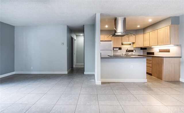 Building Photo - 423 Avenue G