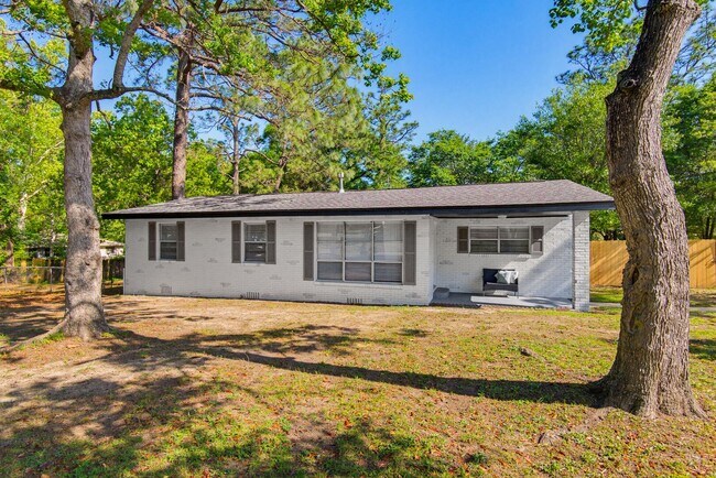 Building Photo - 1095 Texas Pkwy
