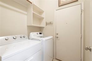 Building Photo - 11813 Amber Valley Dr