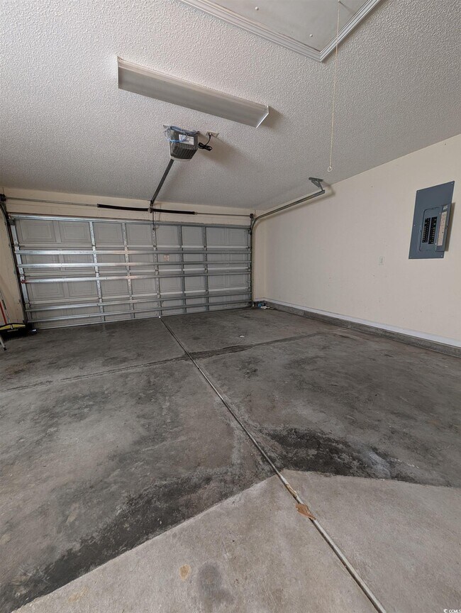 Building Photo - 405 Harbour Reef Dr