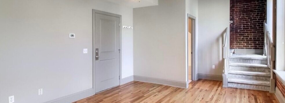 Building Photo - 3211 Zuni St