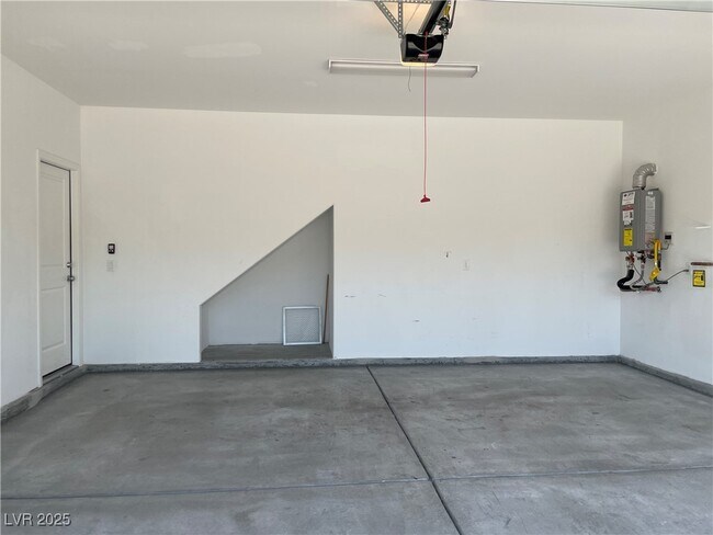 Building Photo - 349 Wind Poppy St
