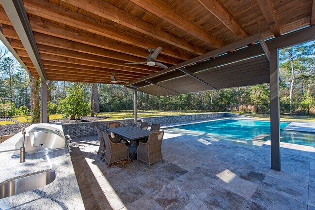 Building Photo - 7 Yellowstar Ct