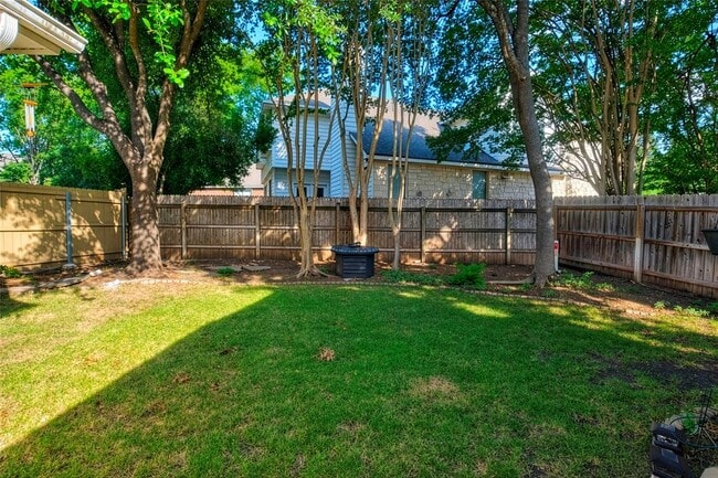 Building Photo - 8248 Montoya Cir