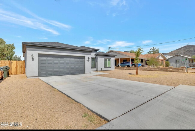 Primary Photo - 10032 N 8th Ave