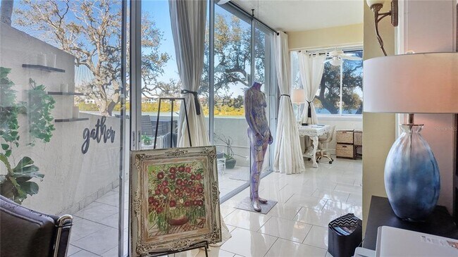 Building Photo - 1355 S Portofino Dr