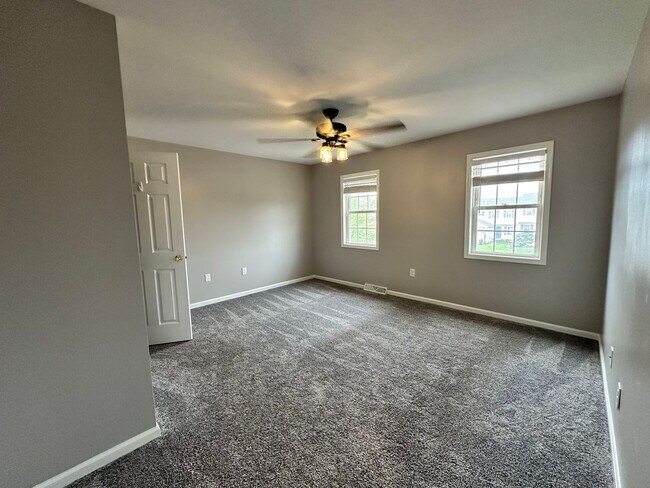 Building Photo - 206 Lighthouse Dr
