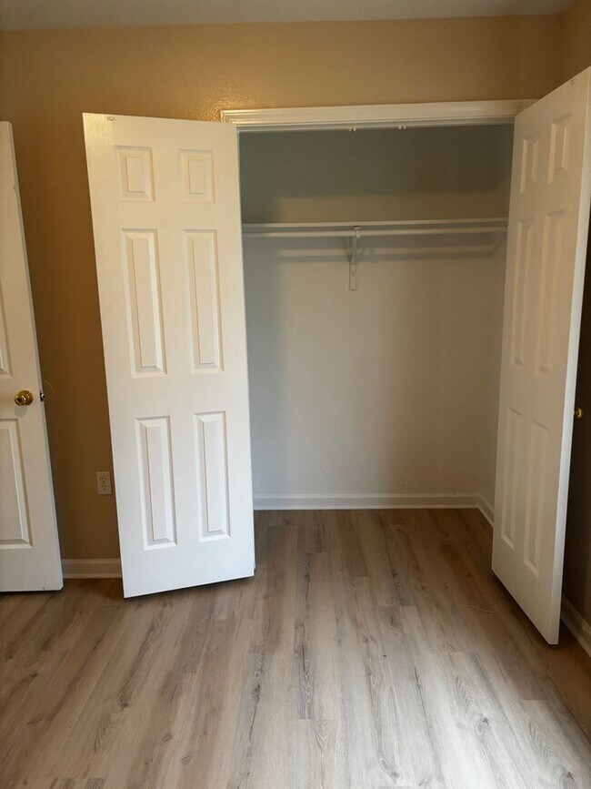 Building Photo - 5433 Banyan Trace Dr