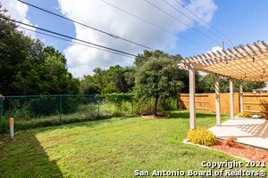 Building Photo - 1122 Persian Garden