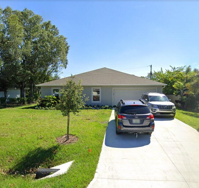 Primary Photo - 855 Bermuda Ave