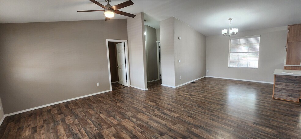 Building Photo - 8195 S Vandemoer Ln