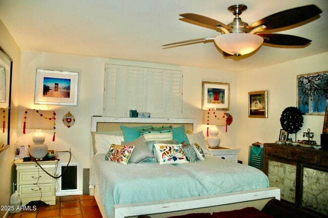 Building Photo - 6108 E Morning Vista Ln