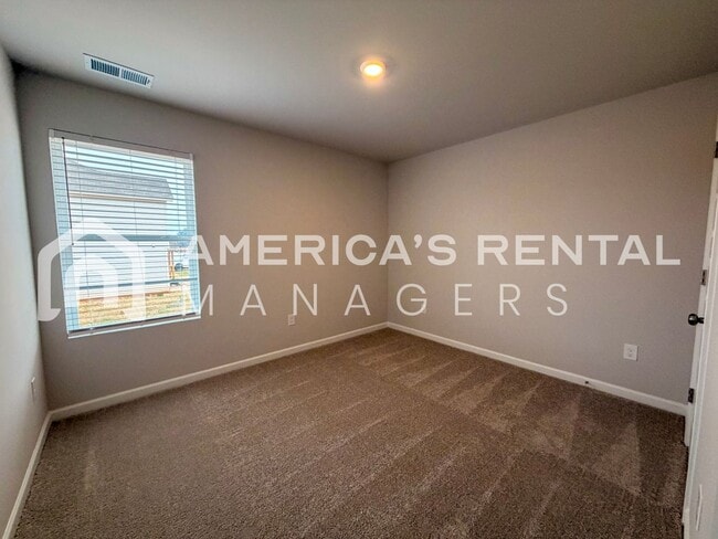 Building Photo - MOVE IN SPECIAL!! New Construction Townhome on Driftwood Lane for Rent! Sign a 13-month lease by ...