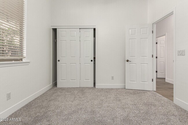 Building Photo - 3771 E Leo Pl