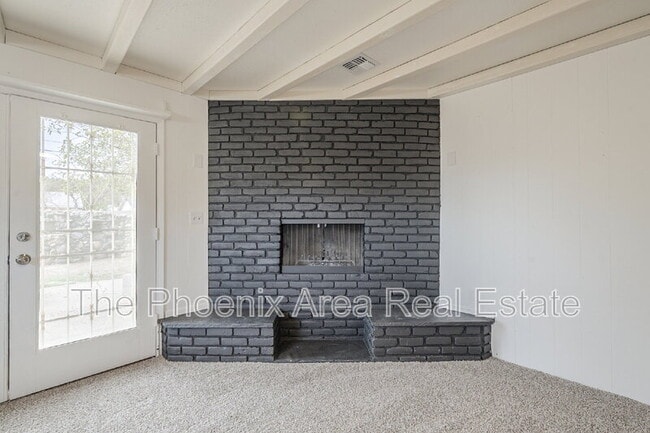 Building Photo - 787 W Flint St