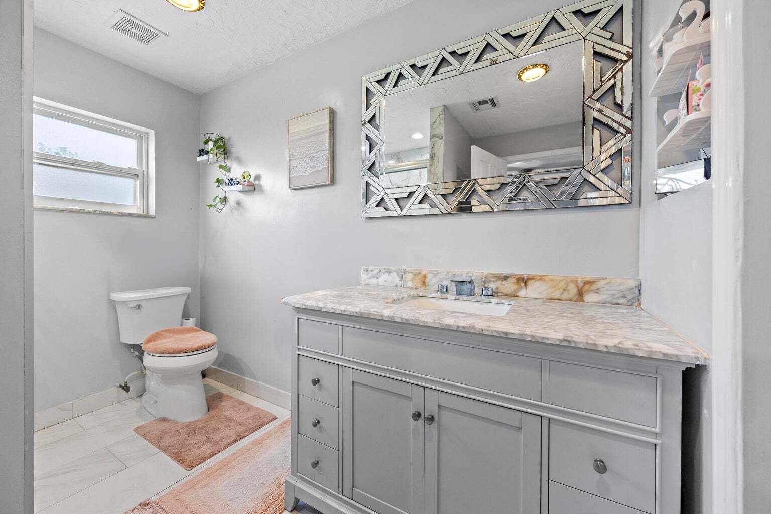 Building Photo - 22731 SW 55th Way