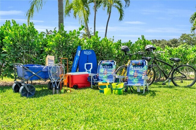 Building Photo - 2649 Longboat Dr