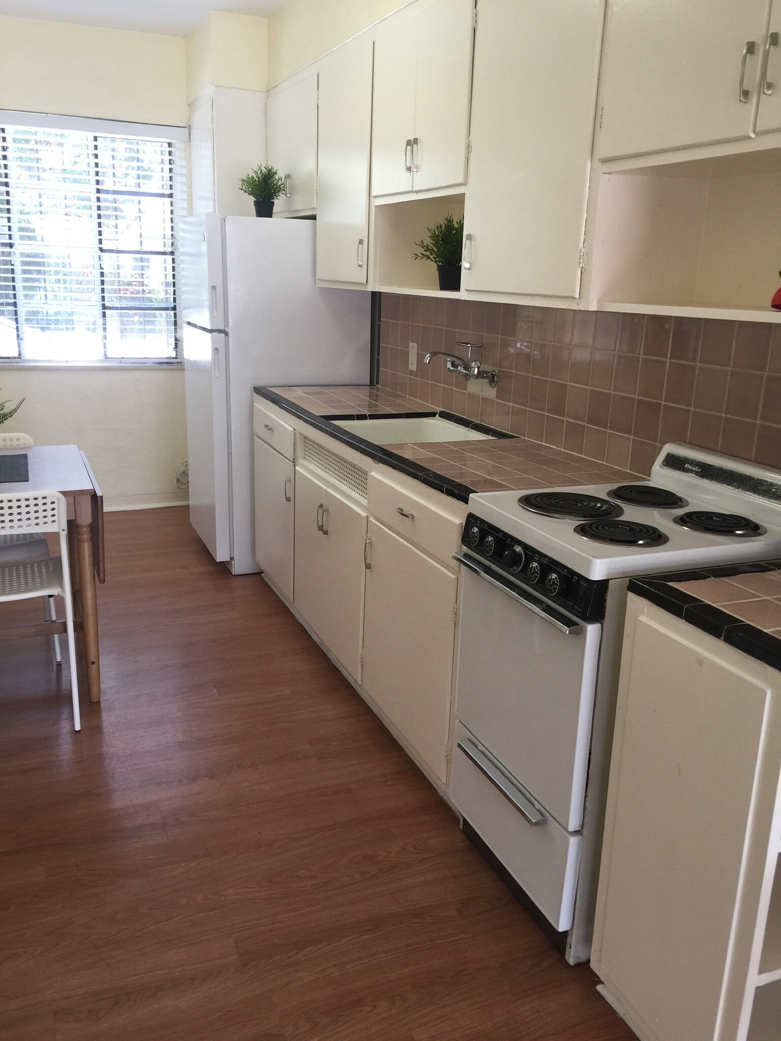 Building Photo - 2821 SW 1st Ave