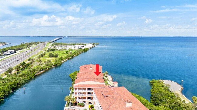 Building Photo - 5000 Culbreath Key Way
