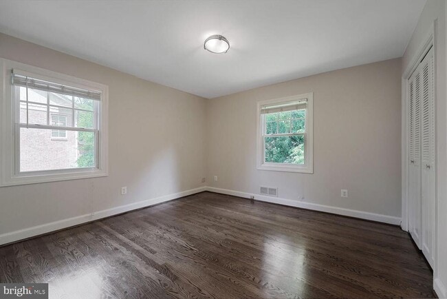 Building Photo - 6109 Clearwood Rd