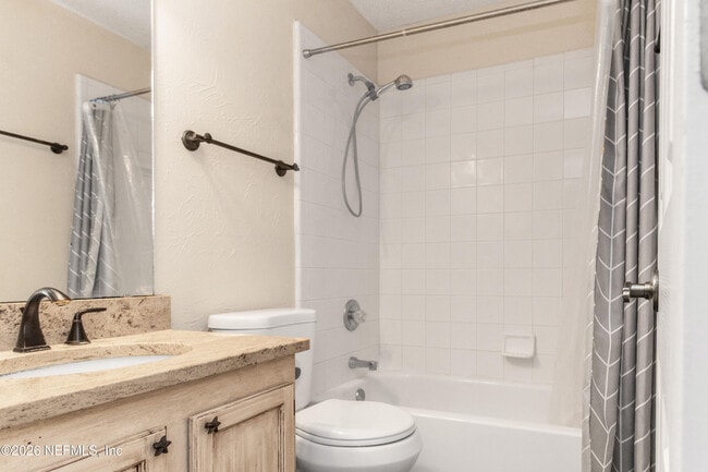 Building Photo - 1720 Wildwood Creek Ln