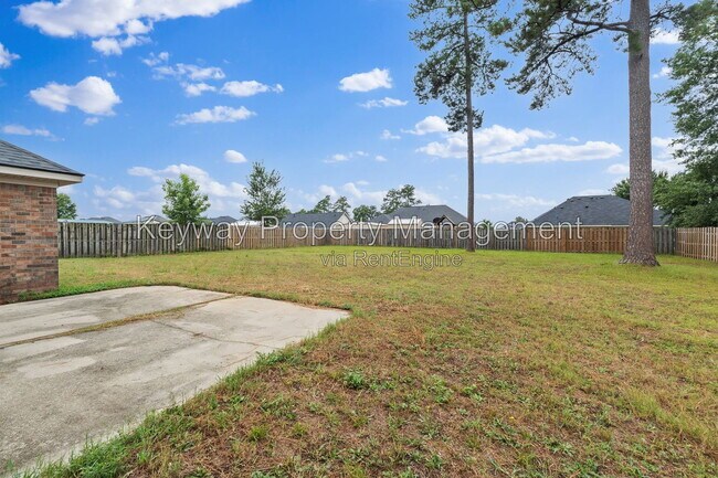 Building Photo - 3495 Essex Pl