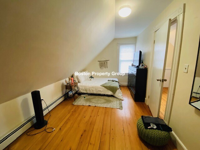 Apt 3 - 51 Calumet St