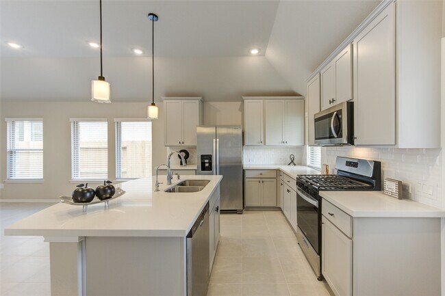 Building Photo - 203 Bright Vly Wy
