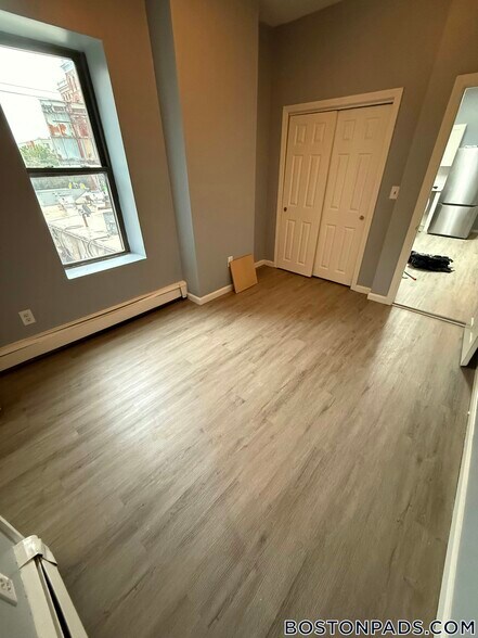 Building Photo - 3150 Washington St