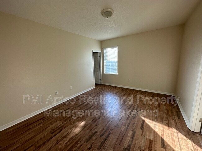 Building Photo - 1003 Krenson Woods Rd
