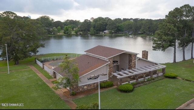 Building Photo - 147 Lakebend Cir