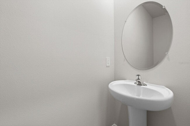 Building Photo - 17709 Crescent Moon Lp