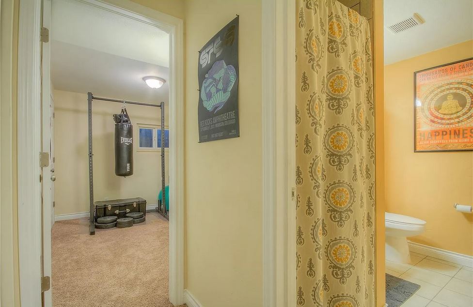 baseemnt bath with shower - 13963 E Jewell Ave