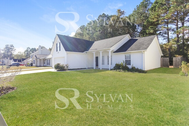 Building Photo - Coming HOME never felt so good!