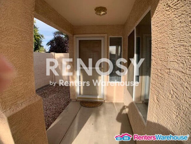 Building Photo - Ideal 3 Br 2 Ba 2 Cg Home Near Loop 303 & Greenway in Surprise!