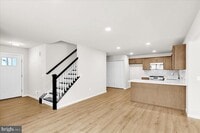 Building Photo - 2450 Jefferson Ave