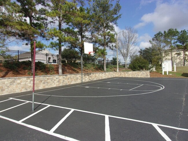 Building Photo - SPRING RIDGE COMMUNITY