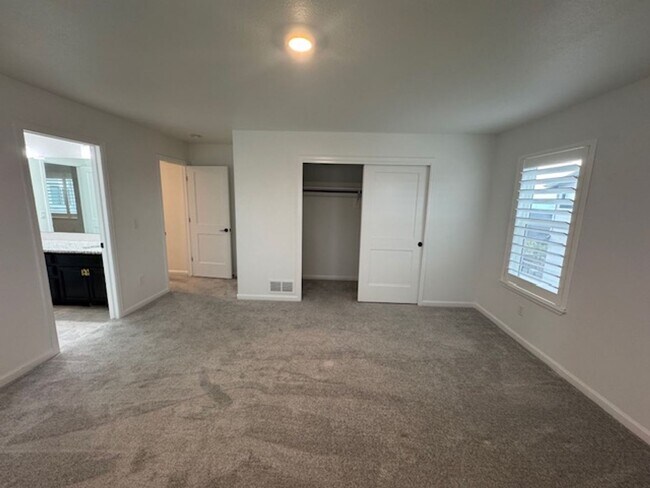 Building Photo - Luxury Living in Wolf Ranch | 6BD, 4BA and...