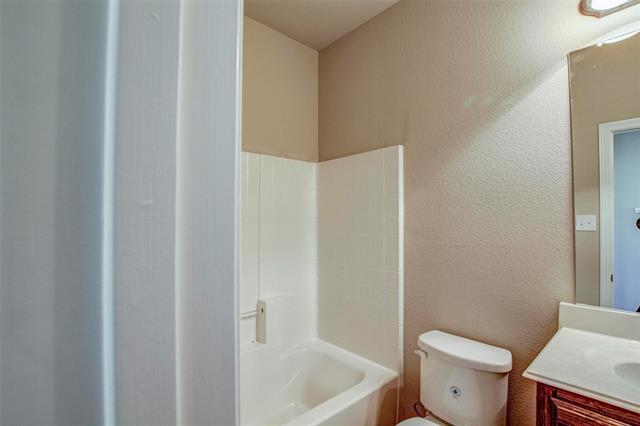 Building Photo - 493 Canvas Ct
