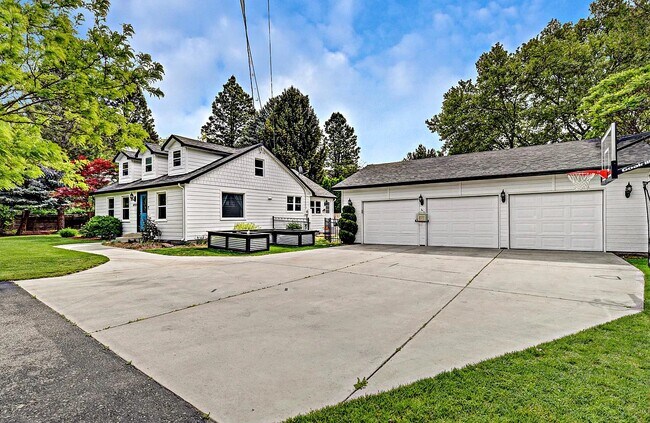 Primary Photo - 4100 N Bodenheimer St