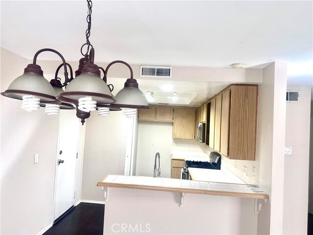 Building Photo - 9723 La Jolla Dr