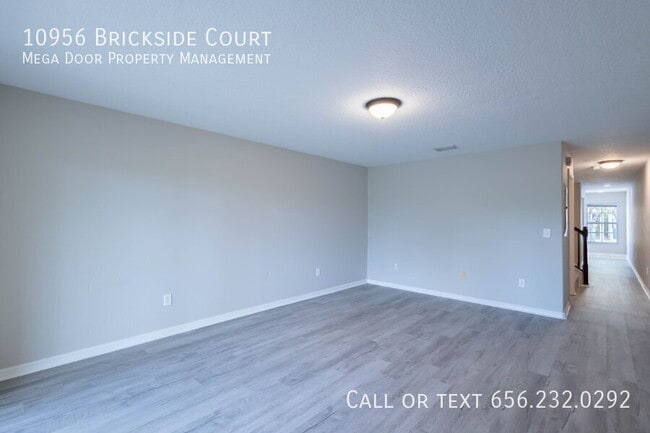 Building Photo - 10956 Brickside Ct