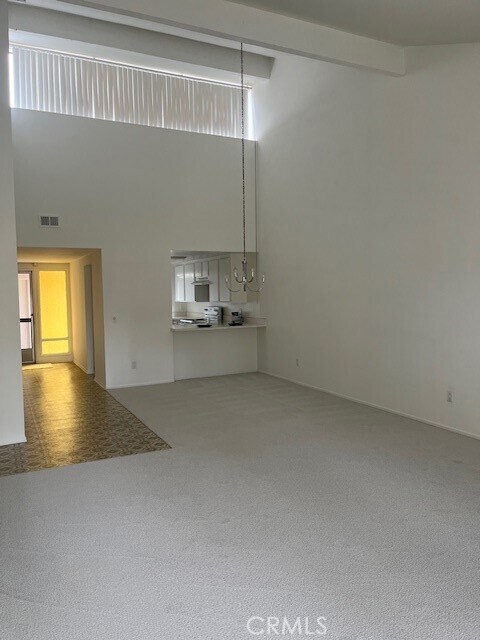 Building Photo - 5 Cashew